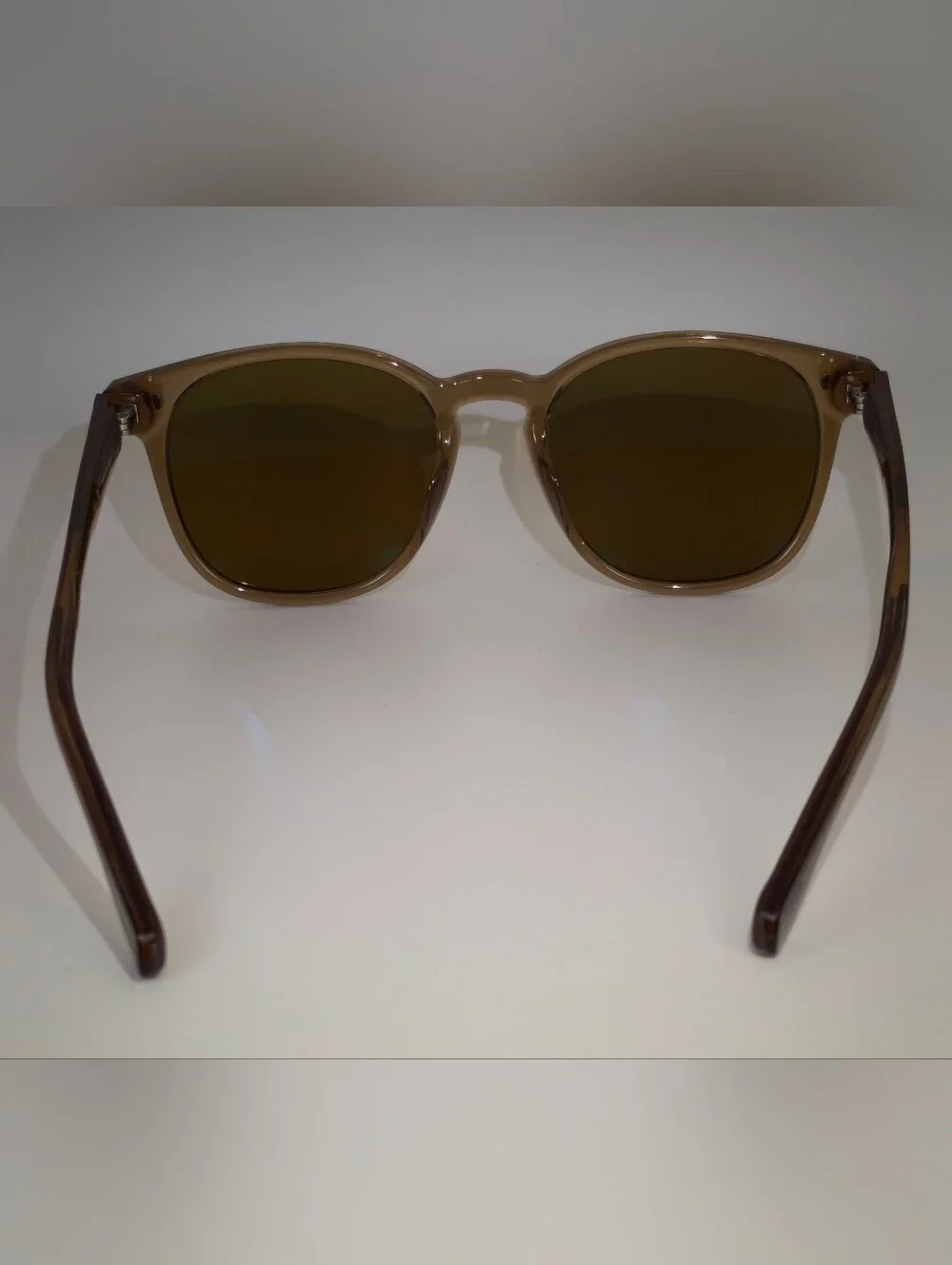 Pep. Round Hybrid Women's Frame. Made To Be Lightweight.